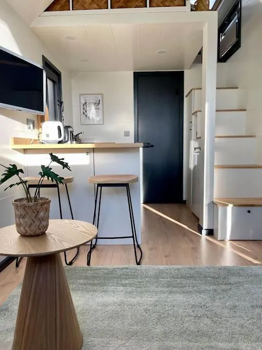 Ferienhaus Tiny House With Sauna & Jacuzzi Near Amsterdam Vijfhuizen Niederlande